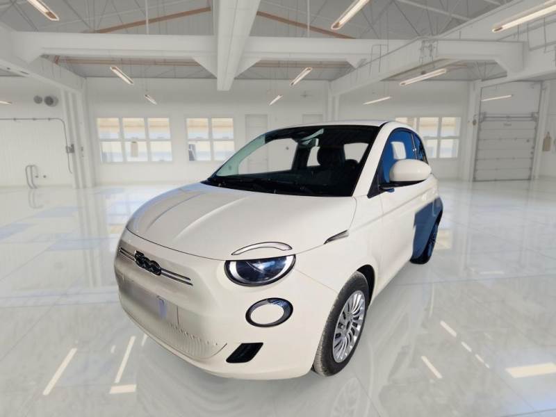 Fiat 10 FIAT 500 / 2020 / 3P / BERLINA ELETTRICA ACTION 95CV