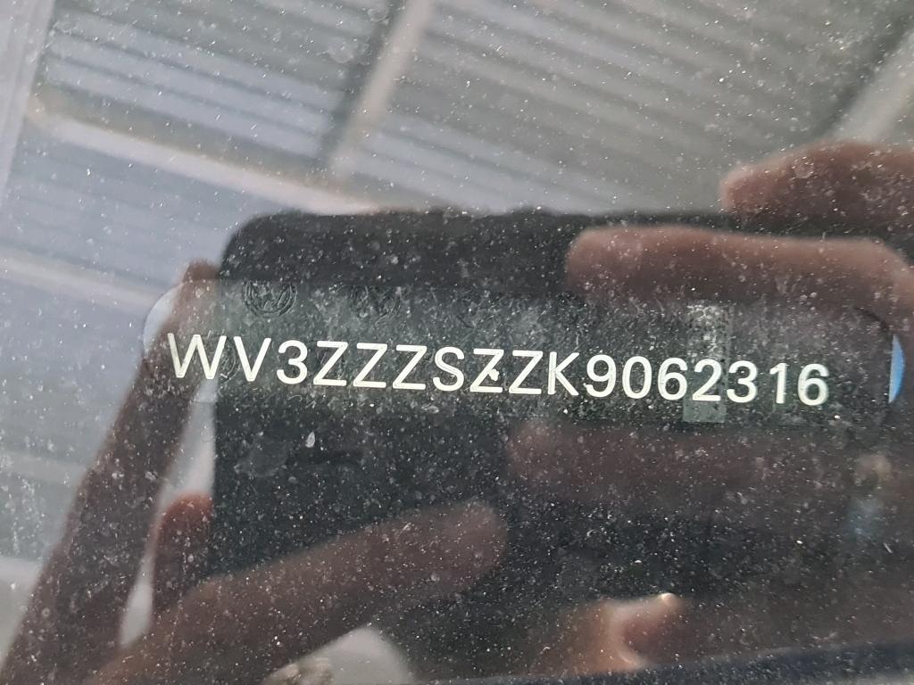 Volkswagen * Crafter CC Volkswagen Crafter 35 2.0TDI 75kW L4 FWD 2d photo