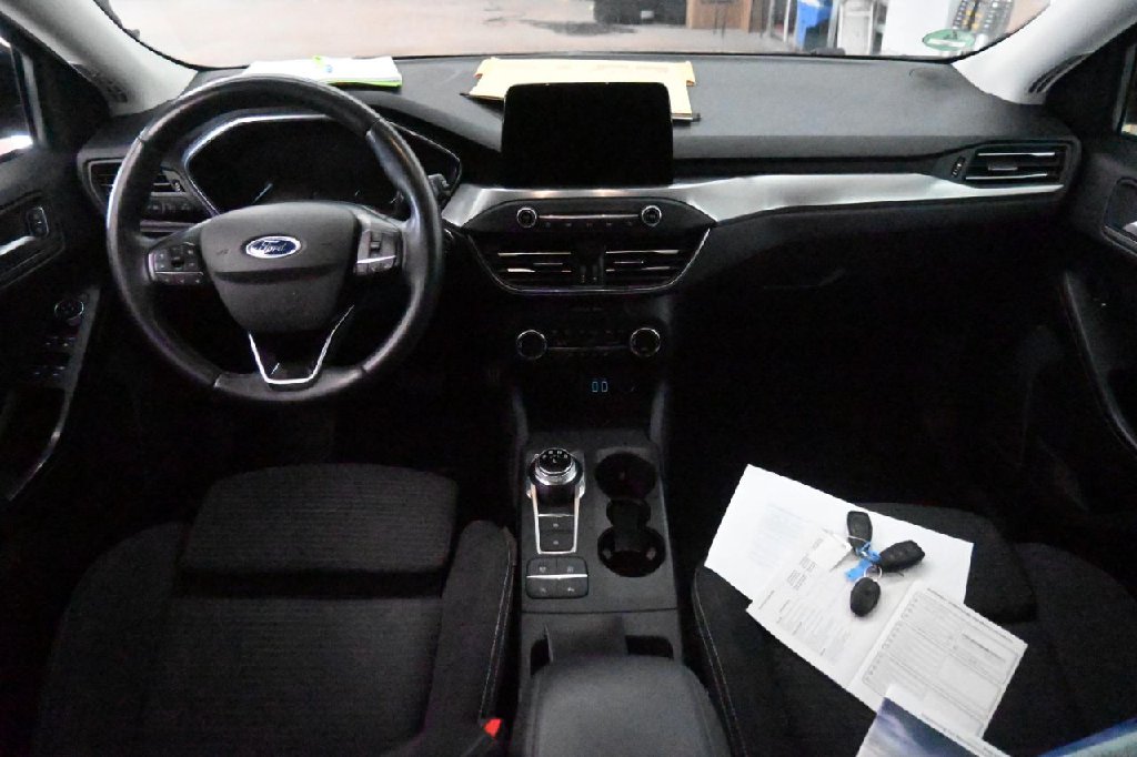 Ford Focus Turnier ´18 Focus Turnier Titanium 2.0 EcoBlue 110KW E6dT photo