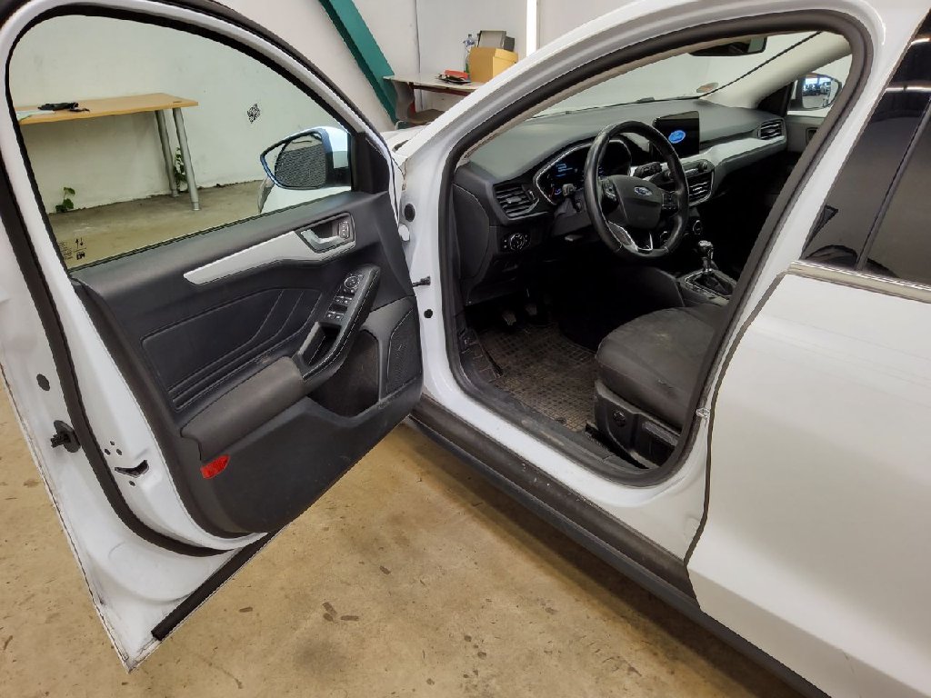 Ford Focus Turnier ´18 Focus Turnier Cool & Connect 1.5 EcoBlue 88KW MT6 E6dT photo