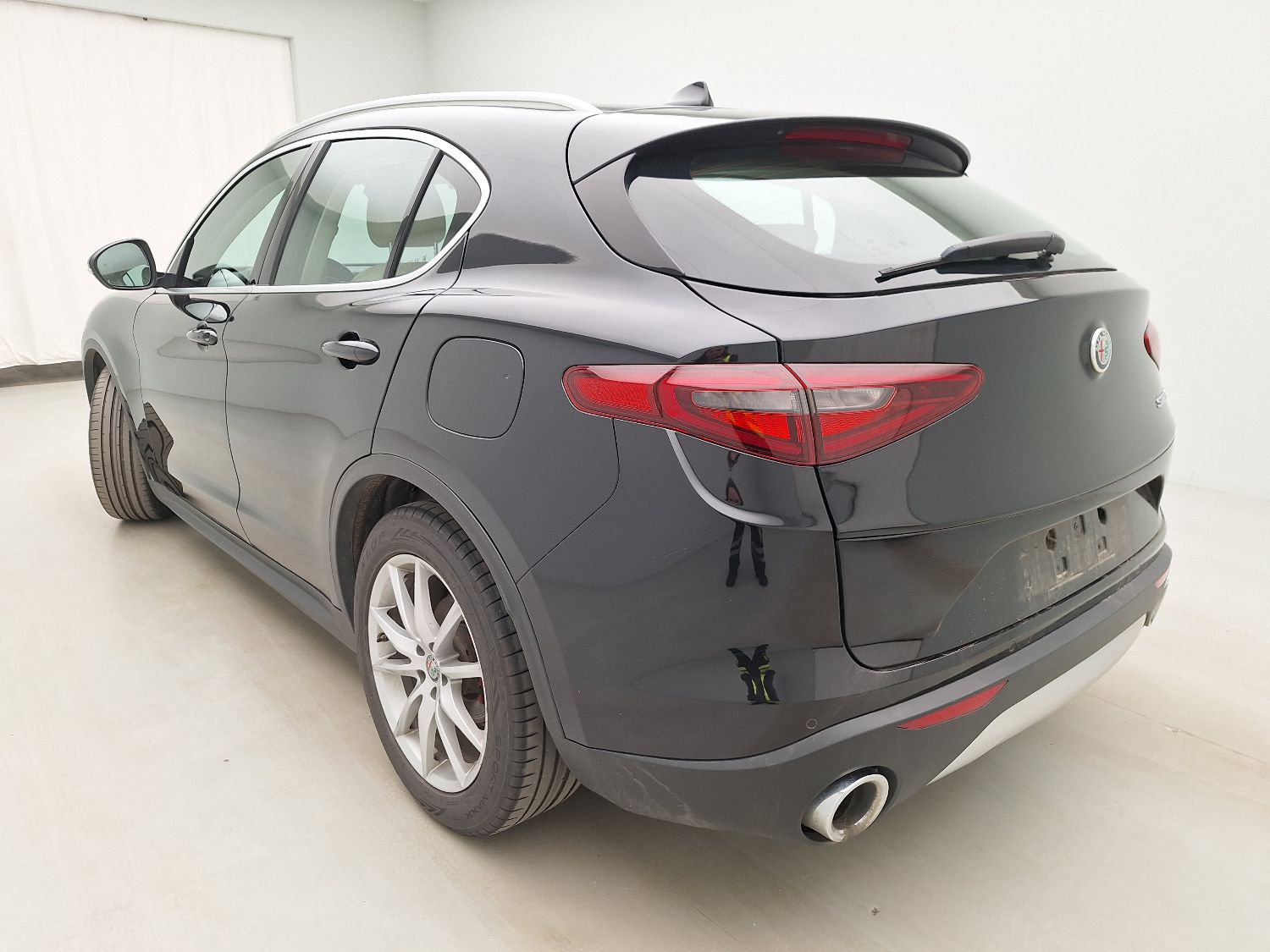 Alfa Romeo, Stelvio '17, Alfa Romeo Stelvio 2.2 D 190 Lusso 5d photo