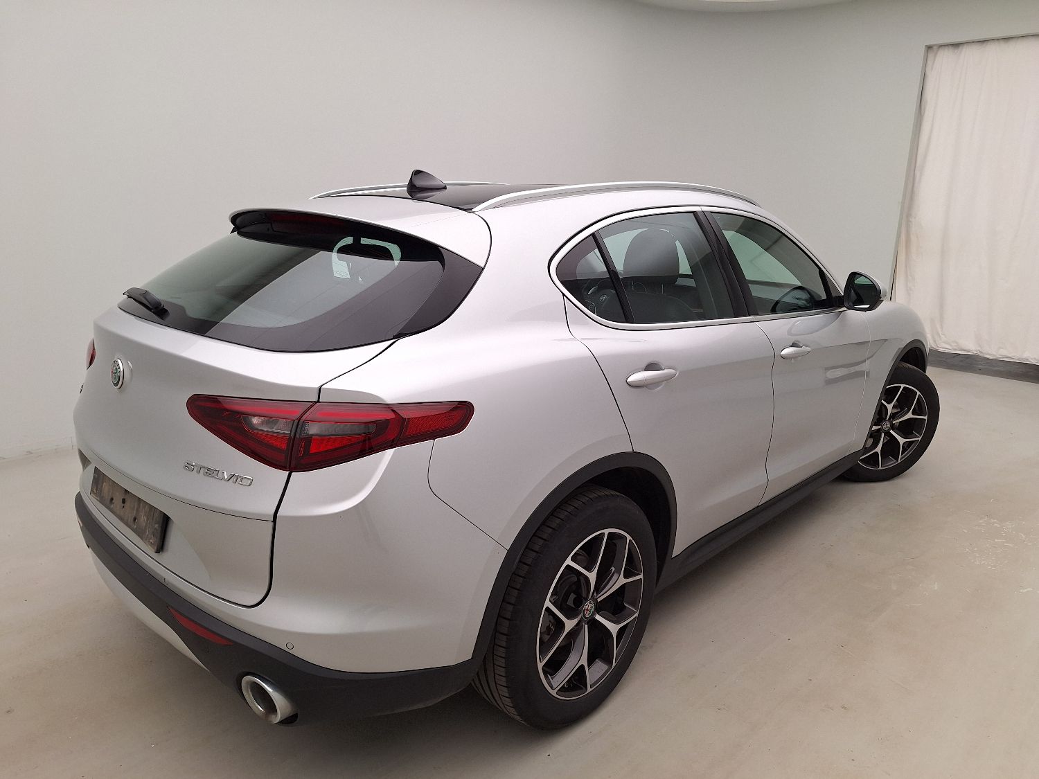 Alfa Romeo, Stelvio '17, Alfa Romeo Stelvio 2.2 D 210 Lusso AWD 5d photo