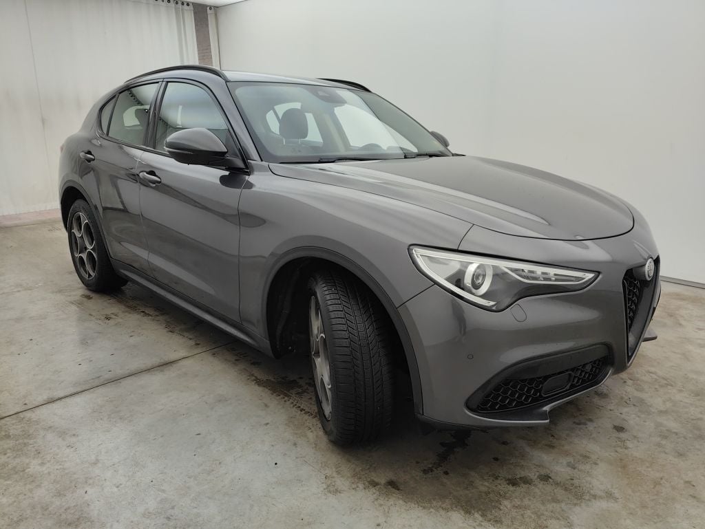ALFA ROMEO STELVIO DIESEL 2.2 JTD 190 B-Tech (EU6d) 5d Auto photo
