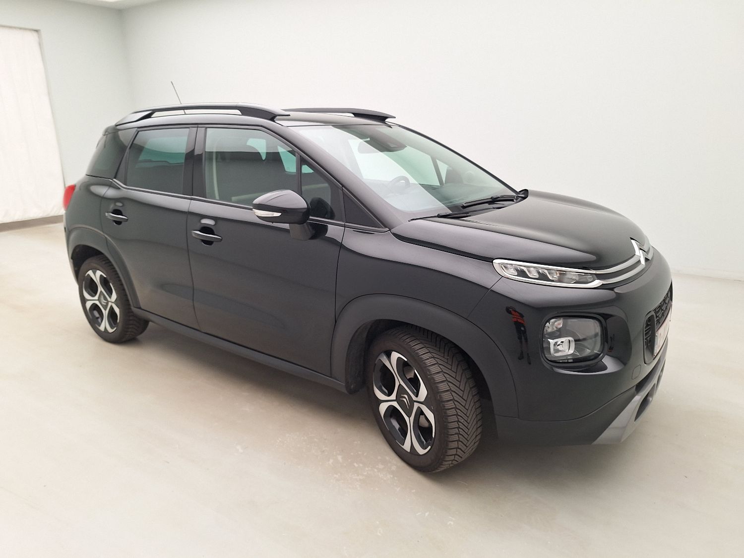 Citroën, C3 Aircross "17, Citroën C3 Aircross 1.2 PureTech 110 S&S MAN6 Shin photo