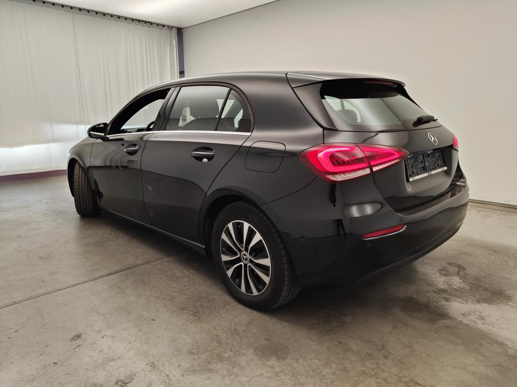 Mercedes-Benz A-Klasse A 180 d Business Solution Aut. 5d photo