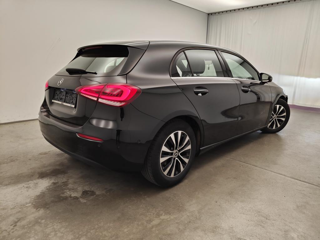 Mercedes-Benz A-Klasse A 180 d Business Solution Aut. 5d photo