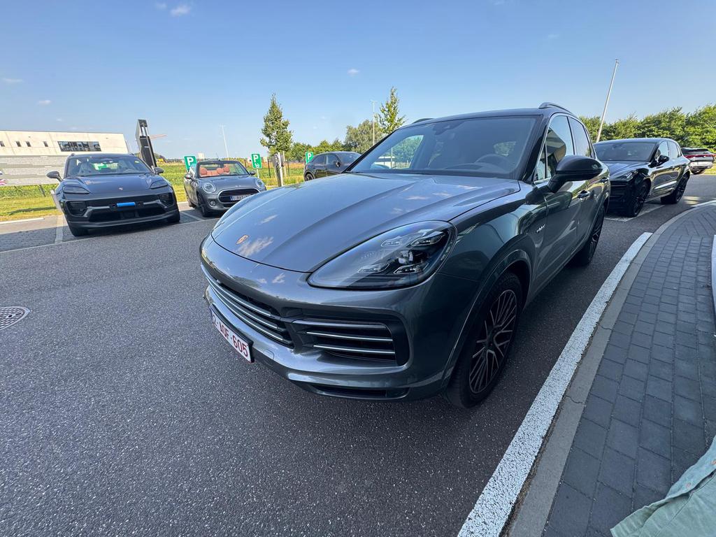 PORSCHE Cayenne Cayenne E-Hybrid (MY21)