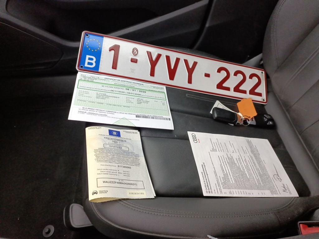 Audi A4 Avant 2.0 30 TDi 100kW S tr Business Ed 5d photo