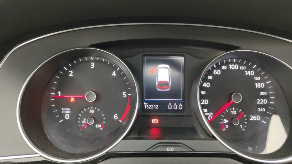 VOLKSWAGEN PASSAT VARIANT PA - 2019 2.0 TDi 150 Business DSG7 (EU6 d) 5d photo