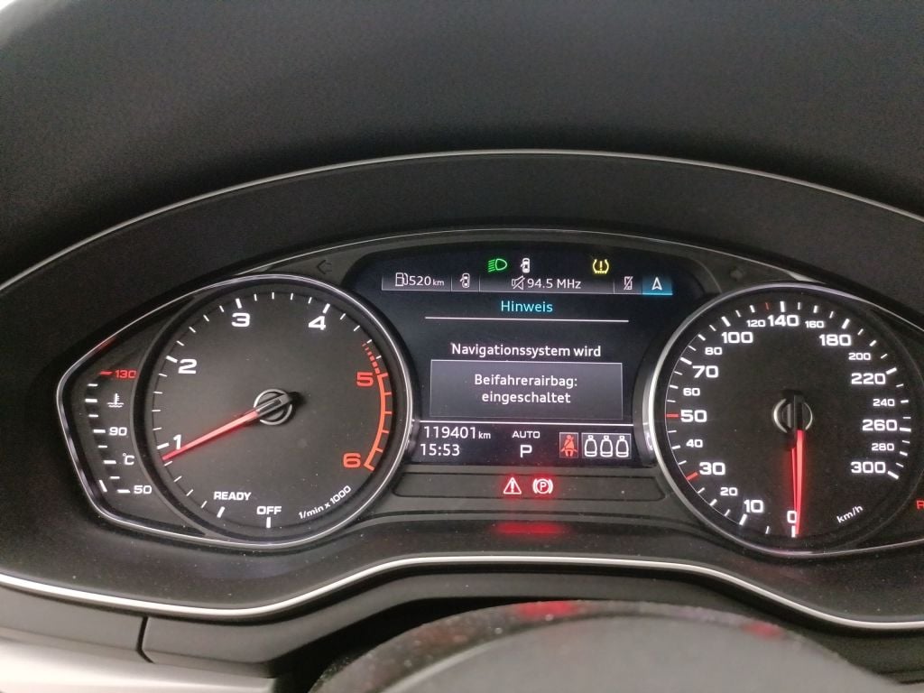 AUDI A4 Avant DIESEL 30 TDi 136 S tronic (EU6d-TEMP) 5d photo