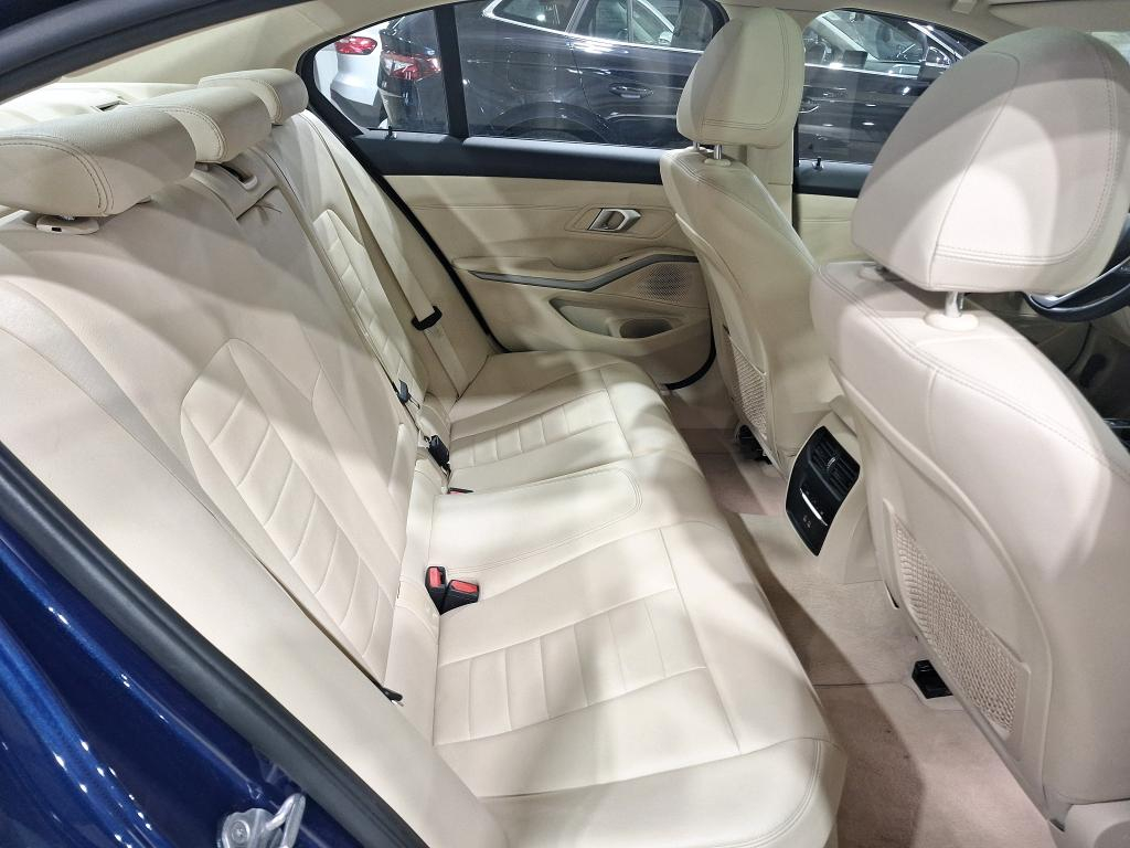 BMW 3 SERIES BERLINE 2.0 318D (110KW) BERLINE photo