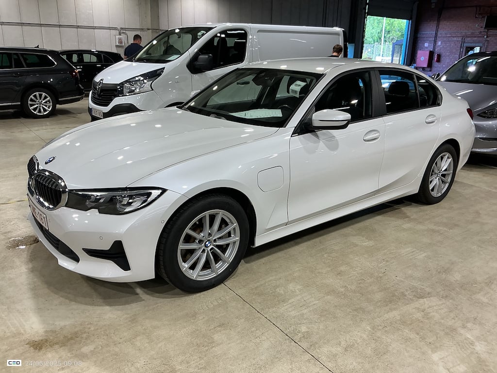 BMW 3 SERIES BERLINE 2.0 330E (135KW) BERLINE photo