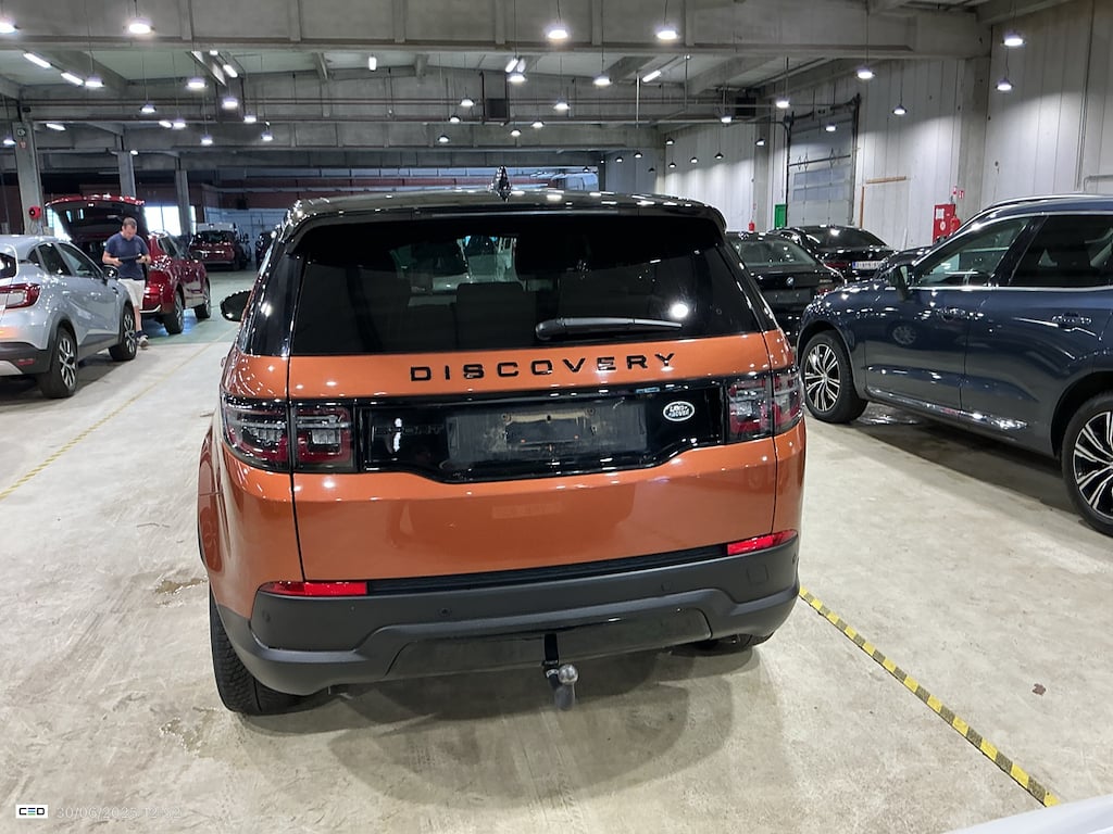 LAND ROVER Discovery 1.5 P300E PHEV S 4WD AUTO photo