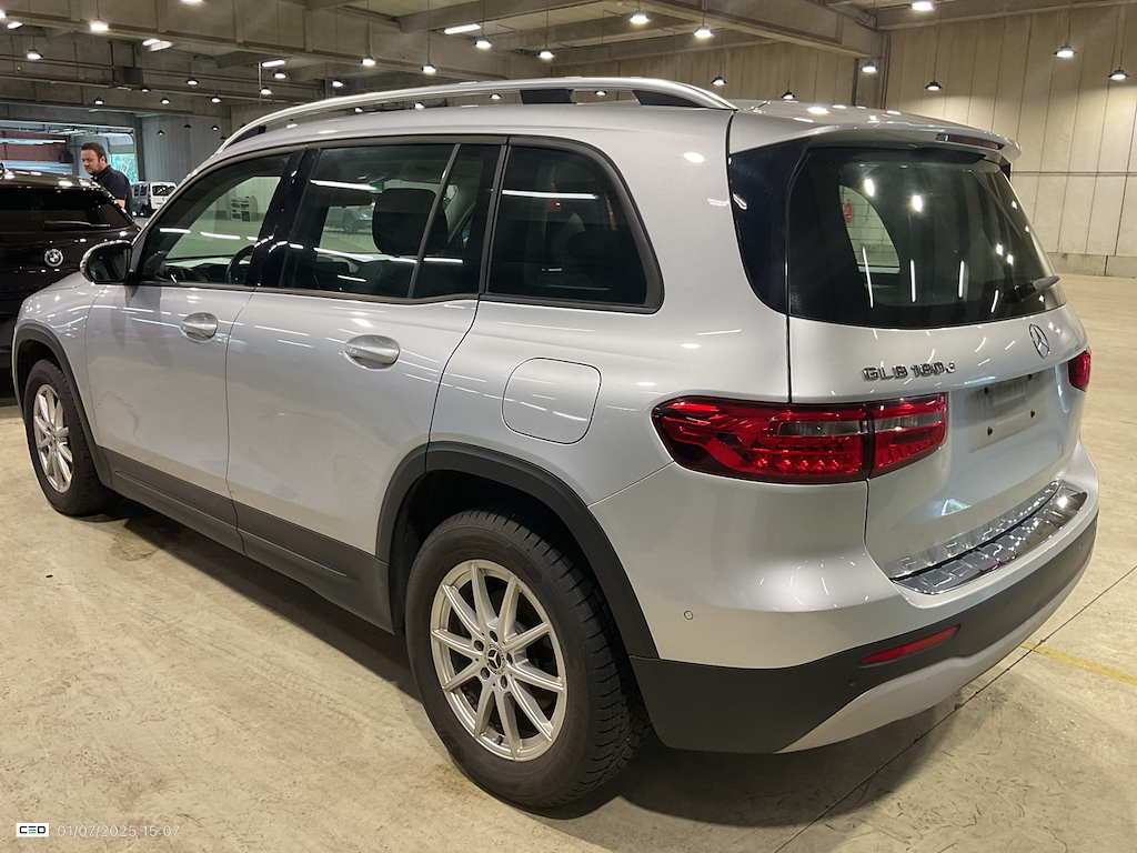 MERCEDES-BENZ GLB 2.0 GLB 180 D BUSINESS SOLUTION ESSENTIA photo