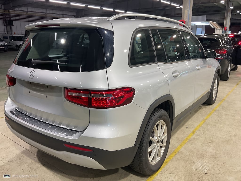MERCEDES-BENZ GLB 2.0 GLB 180 D BUSINESS SOLUTION ESSENTIA photo