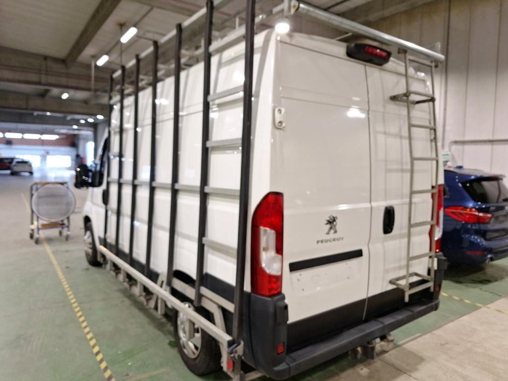 PEUGEOT BOXER 335 FOURGON MWB HR DSL - 2.0 BlueHDi L2H2 Premium Pack S&S STOCK photo