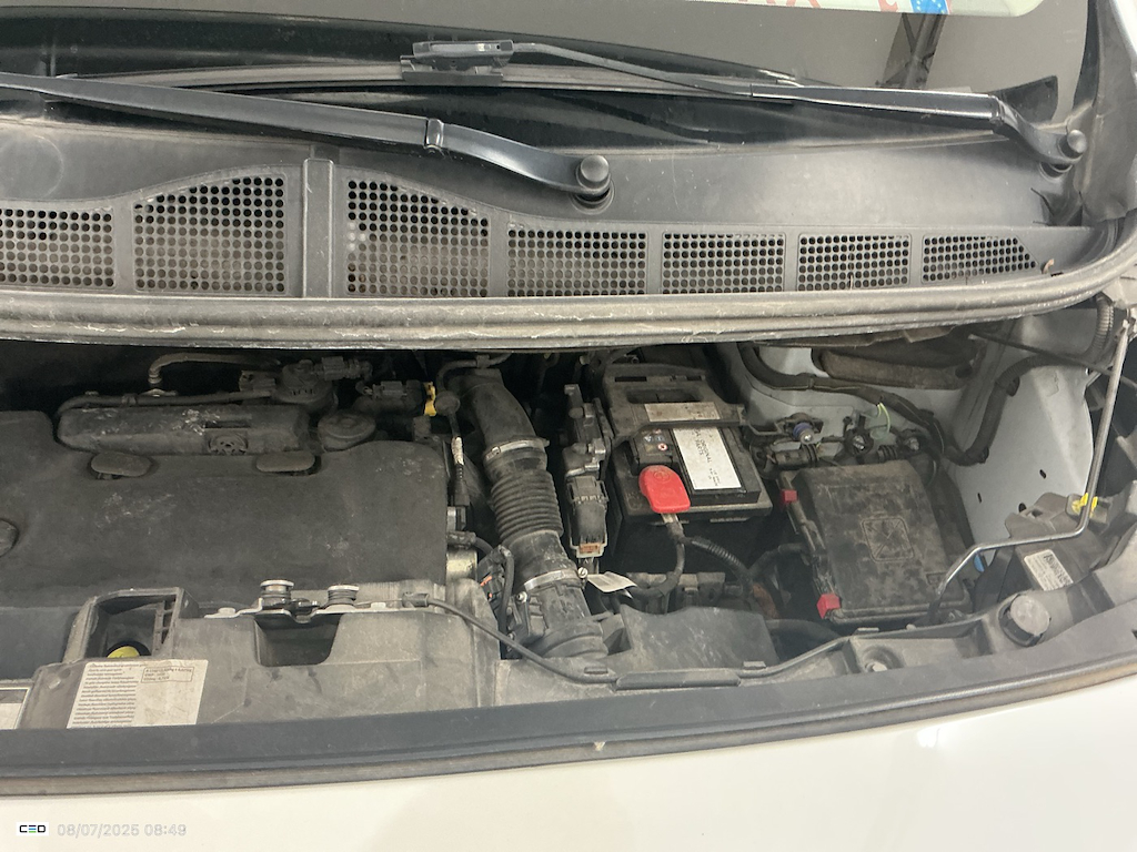 PEUGEOT EXPERT 2.0 BLUEHDI 120 S&S STANDARD PREMIUM AUT photo