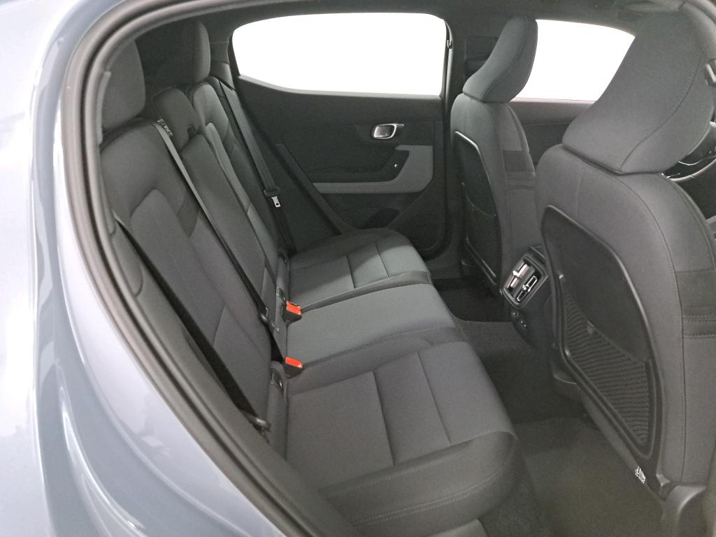 POLESTAR 2 78 KWH AUTO 4WD PILOT PLUS photo