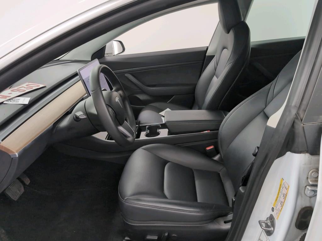TESLA MODEL 3 55 kWh Standard Plus photo