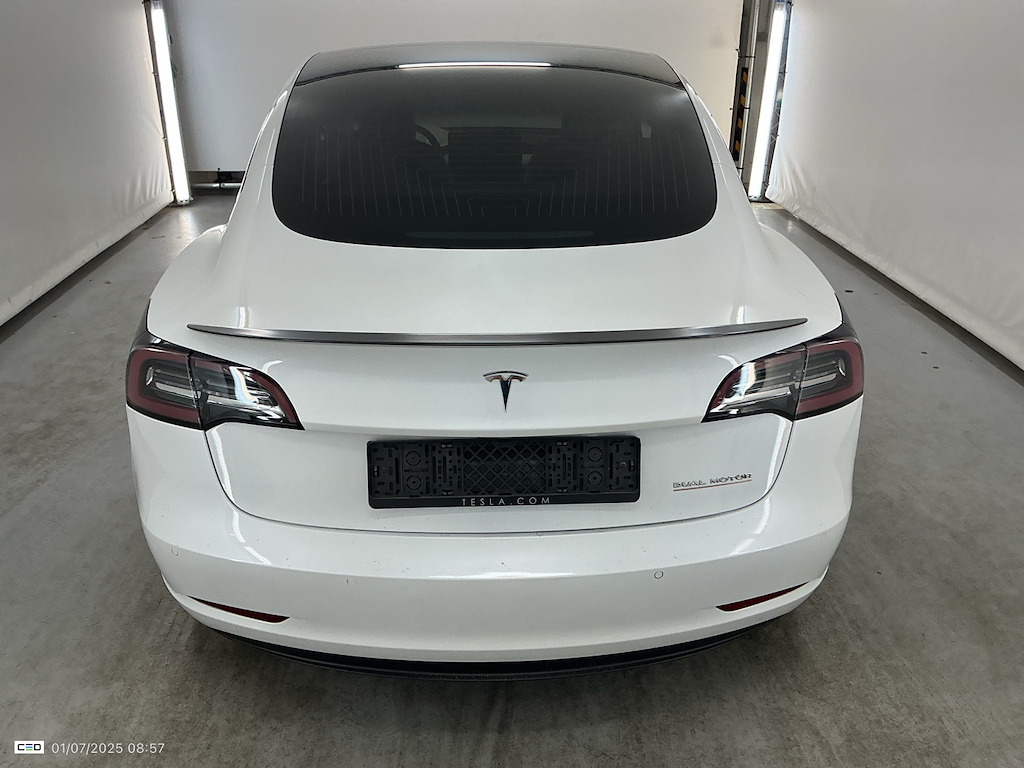 TESLA MODEL 3 75 kWh Performance Dual Motor Full Self-Driving Capability photo
