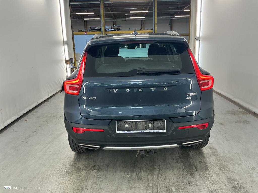 VOLVO XC40 1.5 T5 TE PHEV Inscription DCT photo
