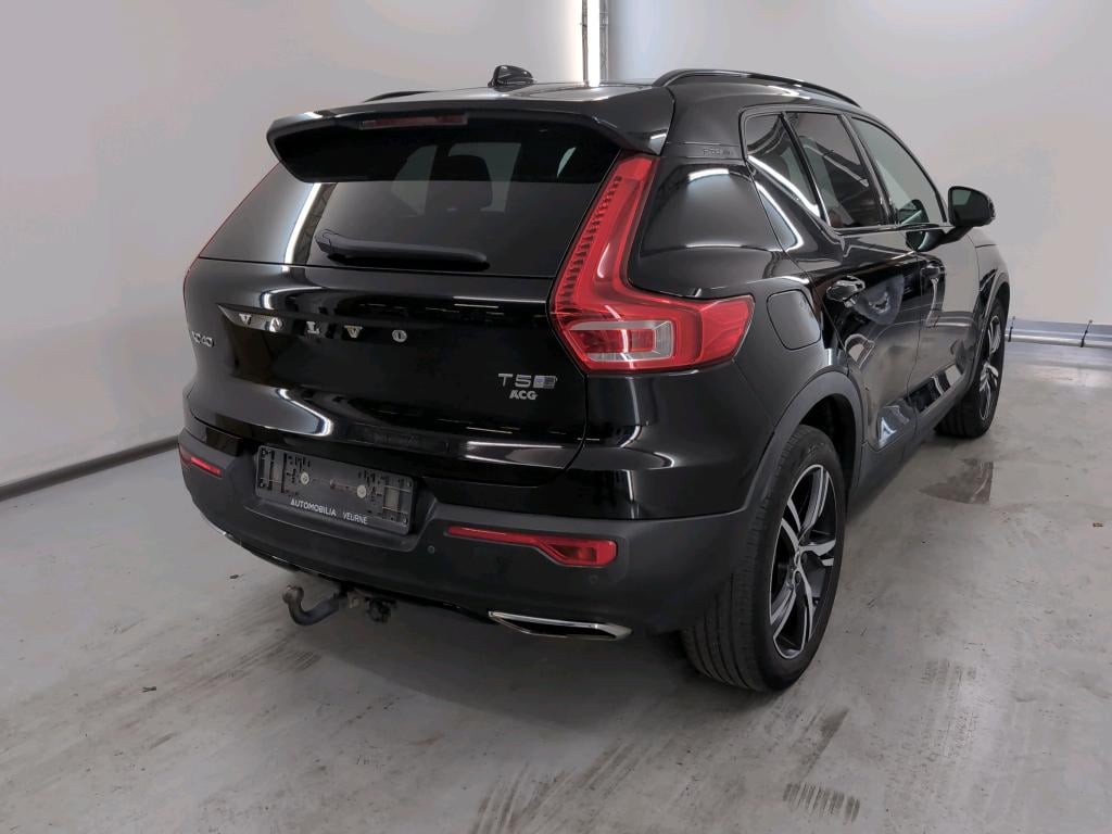 VOLVO XC40 1.5 T5 TE PHEV R-Design DCT Xenium Premium Audio Park Assist photo