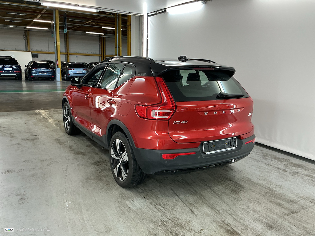 VOLVO XC40 78 kWh P8 AWD Recharge R-Design Park Assist photo