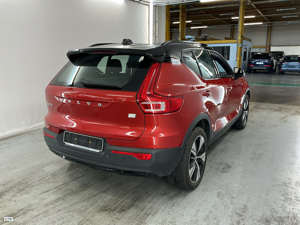 VOLVO XC40 78 kWh P8 AWD Recharge R-Design Park Assist photo