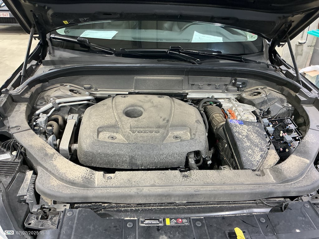 VOLVO XC60 2.0 T8 E4WD GEARTRONIC MOMENTUM PRO photo