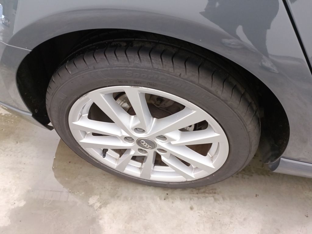 Audi A3 Sportback 1.6 30 TDi 85kW 5d photo