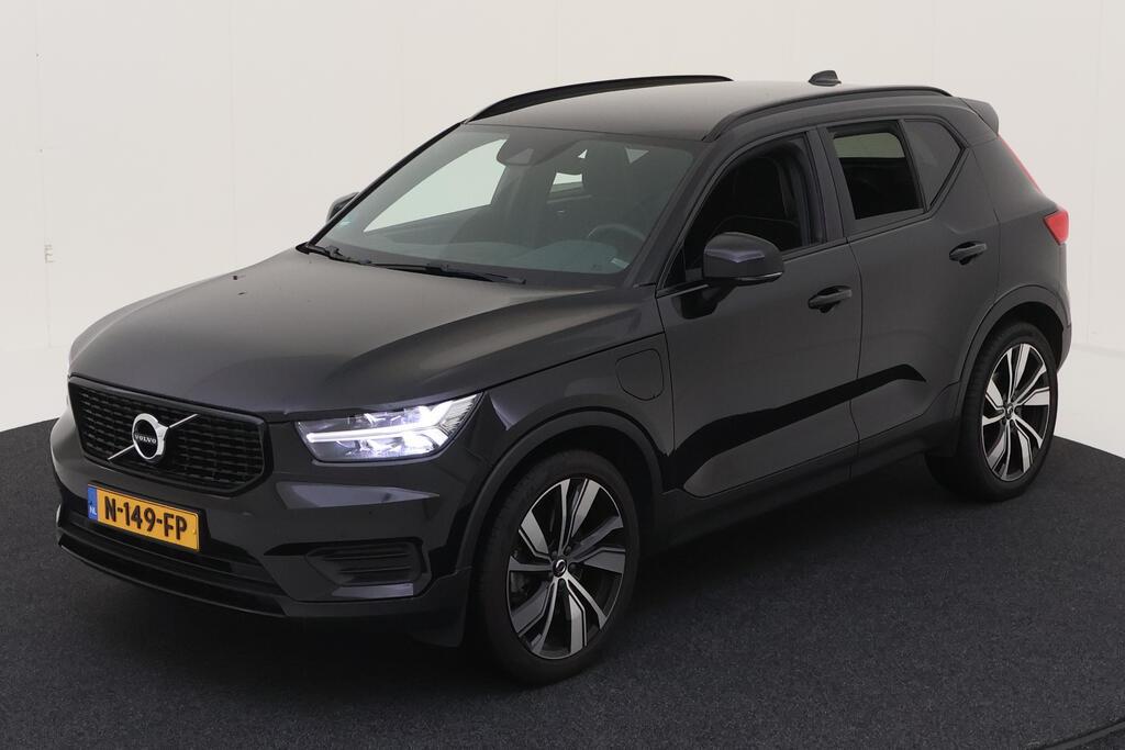 VOLVO XC40 143 kW