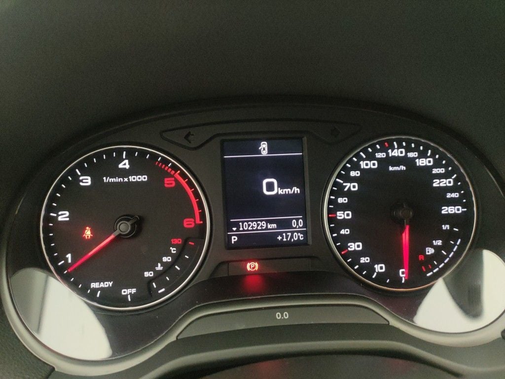 Audi Q2 1.6 30 TDI 85kW S tronic Business Ed 5d photo