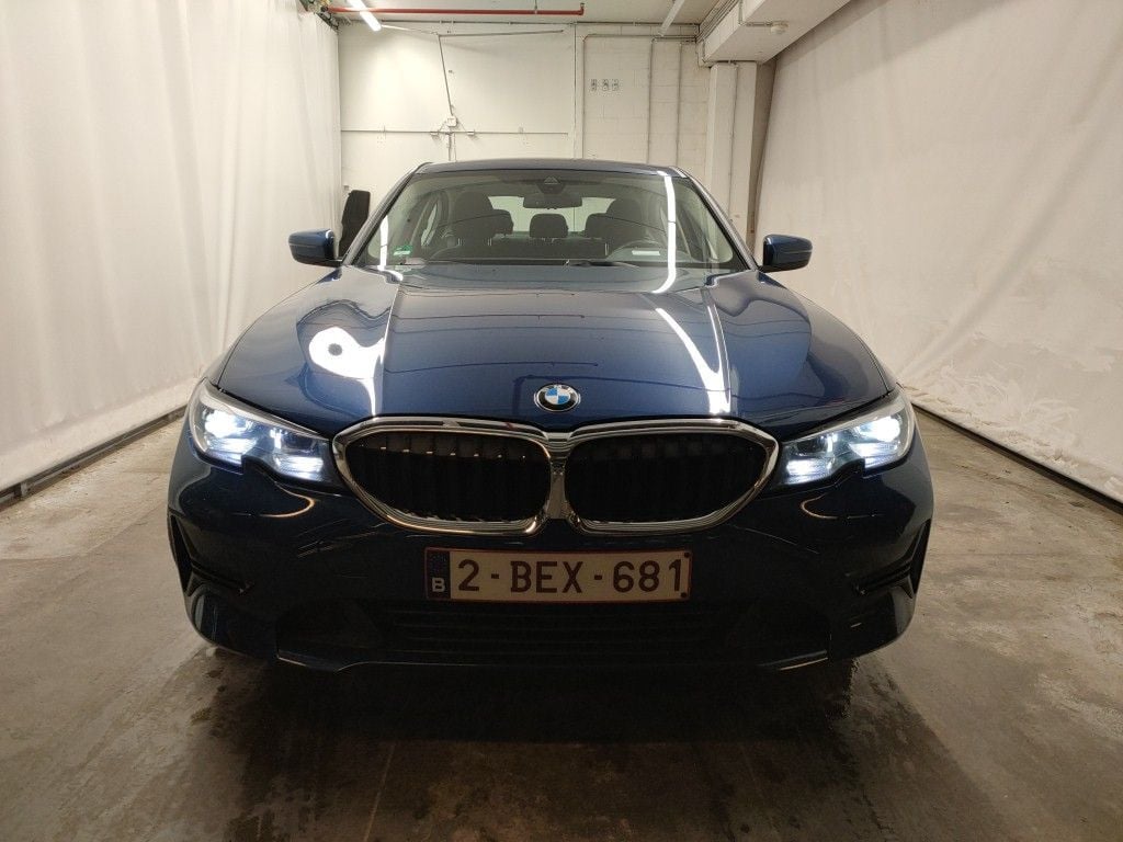 BMW 3 Reeks Berline 316dA (90 kW) 4d photo