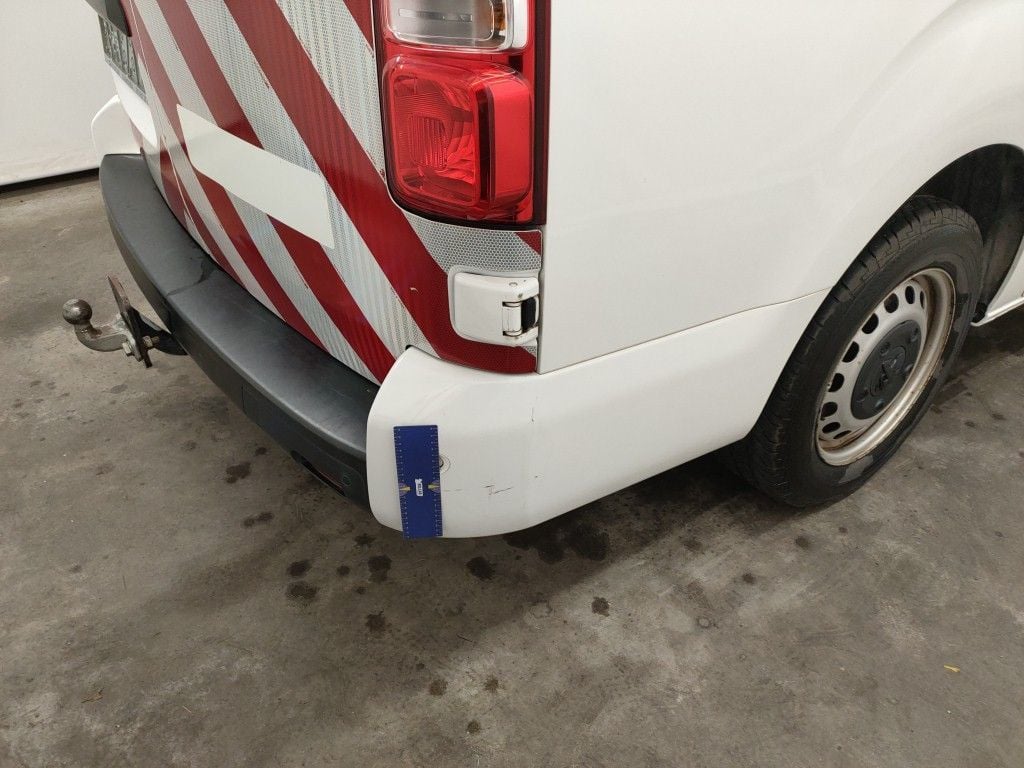 Peugeot Expert Long DC Asphalt L3 2.0 BlueHDi 120 EAT8 4d
