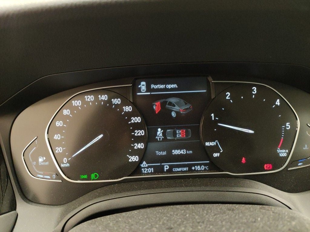 BMW 3 Reeks Berline 318dA (100 kW) 4d photo