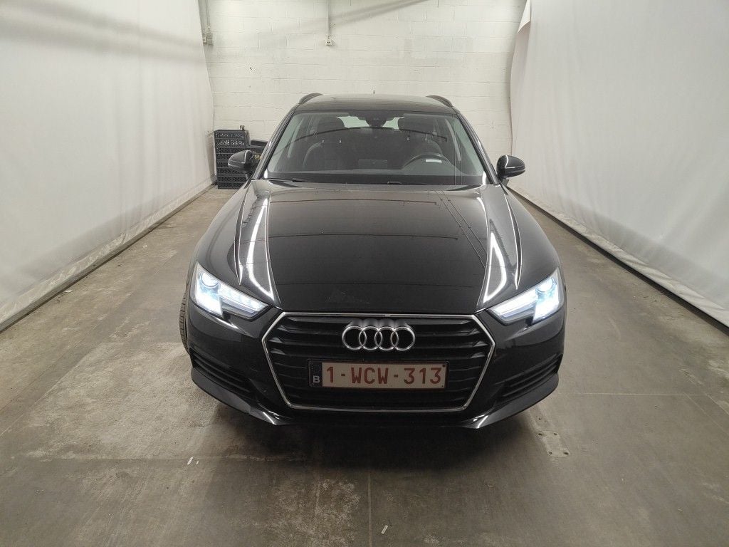 Audi A4 Avant 2.0 30 TDi 90kW S tronic Business Ed 5d photo