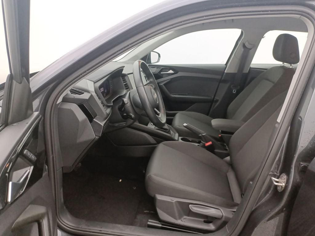 AUDI A1 SPORTBACK - 2019 30 TFSI 110hp S tronic (EU6d-TEMP) 5d photo