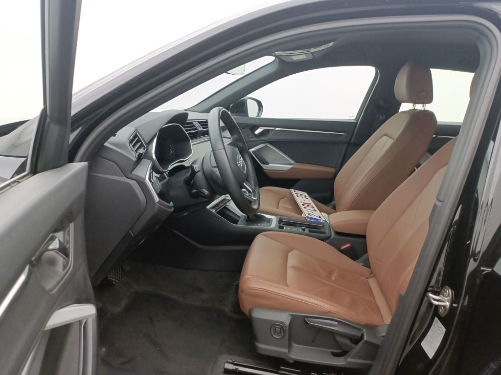 Audi Q3 Sportback 45 TFSI e S tronic S Line 5d photo