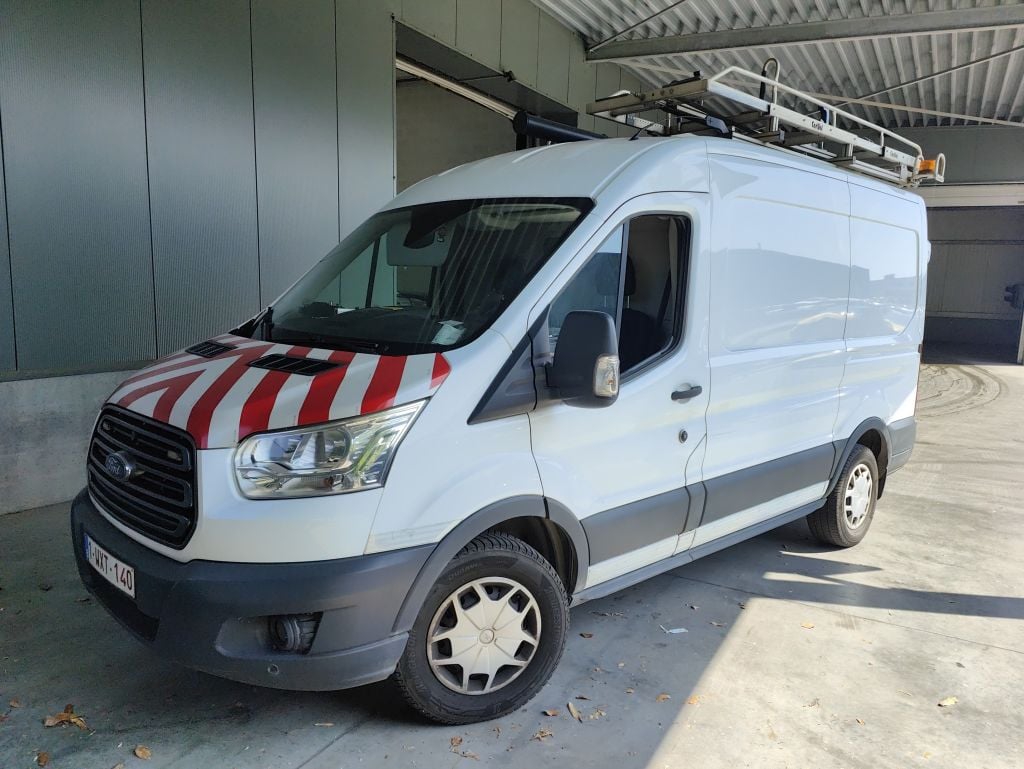 Ford Transit 350M 2.0TD 130pk 96kW M6 Trend 4d