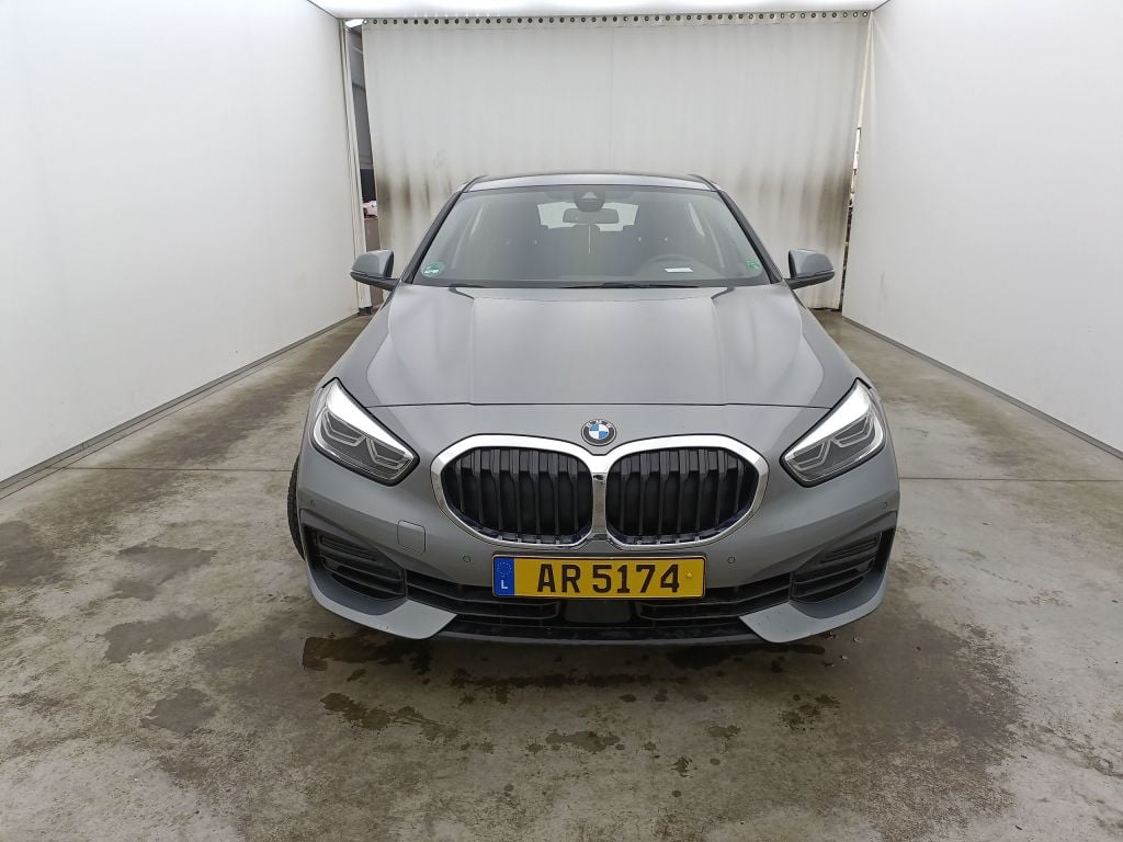 BMW 1 HATCH DIESEL - 2019 118 dA 150hp (EU6AP) 5d photo