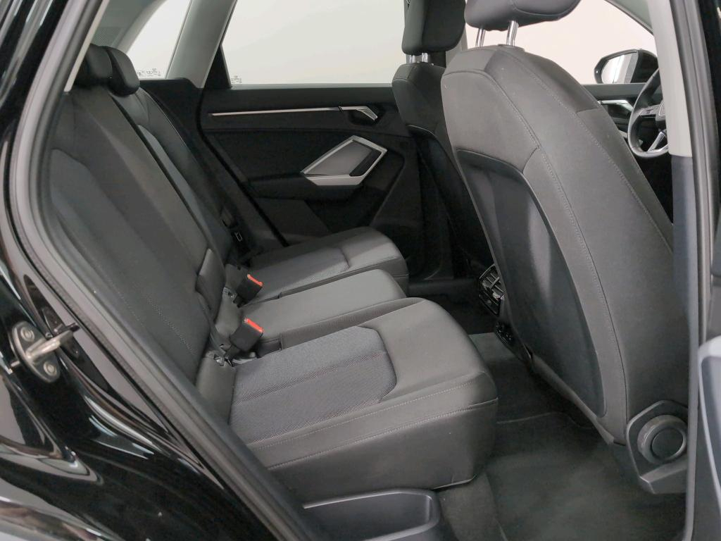 AUDI Q3 1.5 35 TFSI Business photo