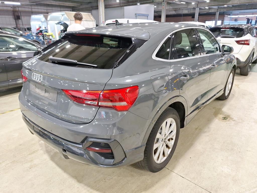 AUDI Q3 SPORTBACK 2.0 35 TDI S TRONIC BUSINESS EDITION photo