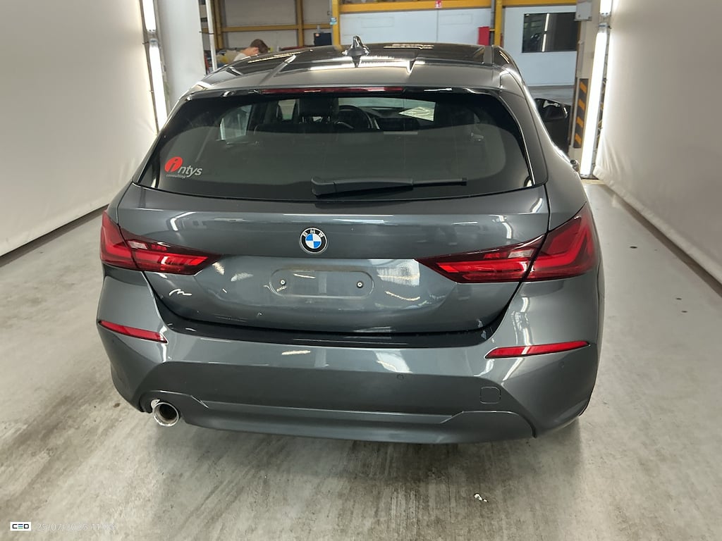 BMW 1 SERIES HATCH 1.5 116D (85KW) Model Advantage Business photo