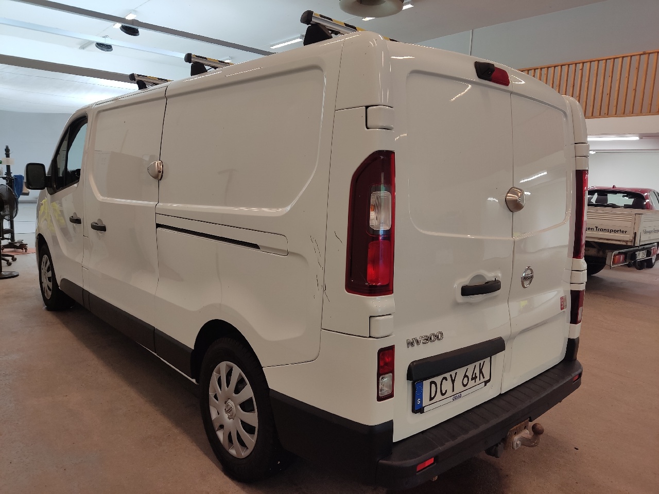 Nissan Dragkrok, 3-sits NV300 SKÅPBIL 2.9T 2.0 DCI DCT photo
