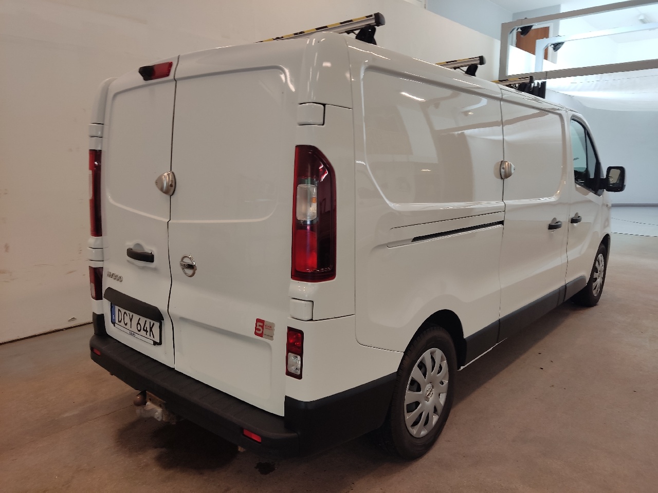 Nissan Dragkrok, 3-sits NV300 SKÅPBIL 2.9T 2.0 DCI DCT photo