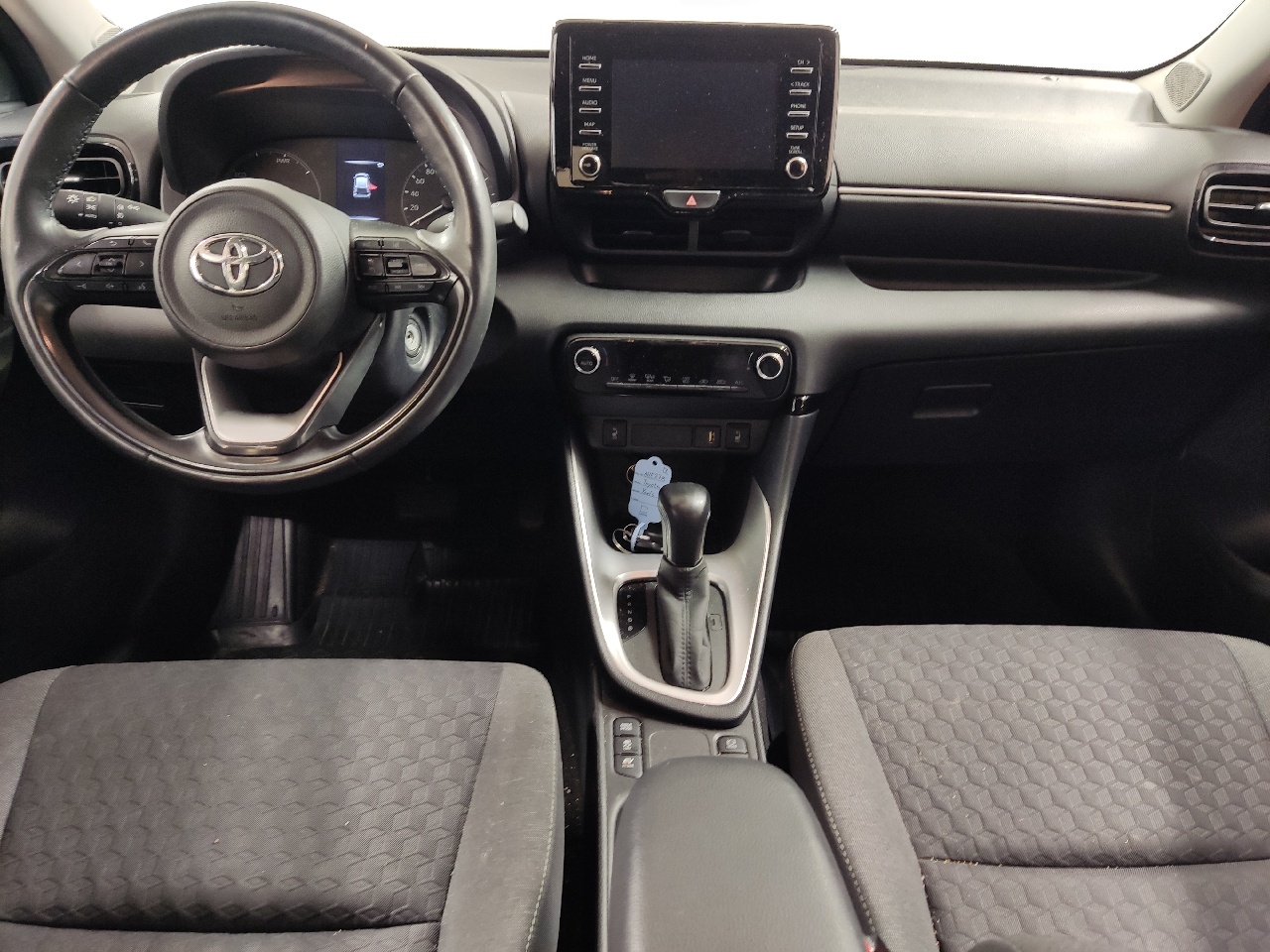 Toyota BAckkamera YARIS HYBRID CVT photo