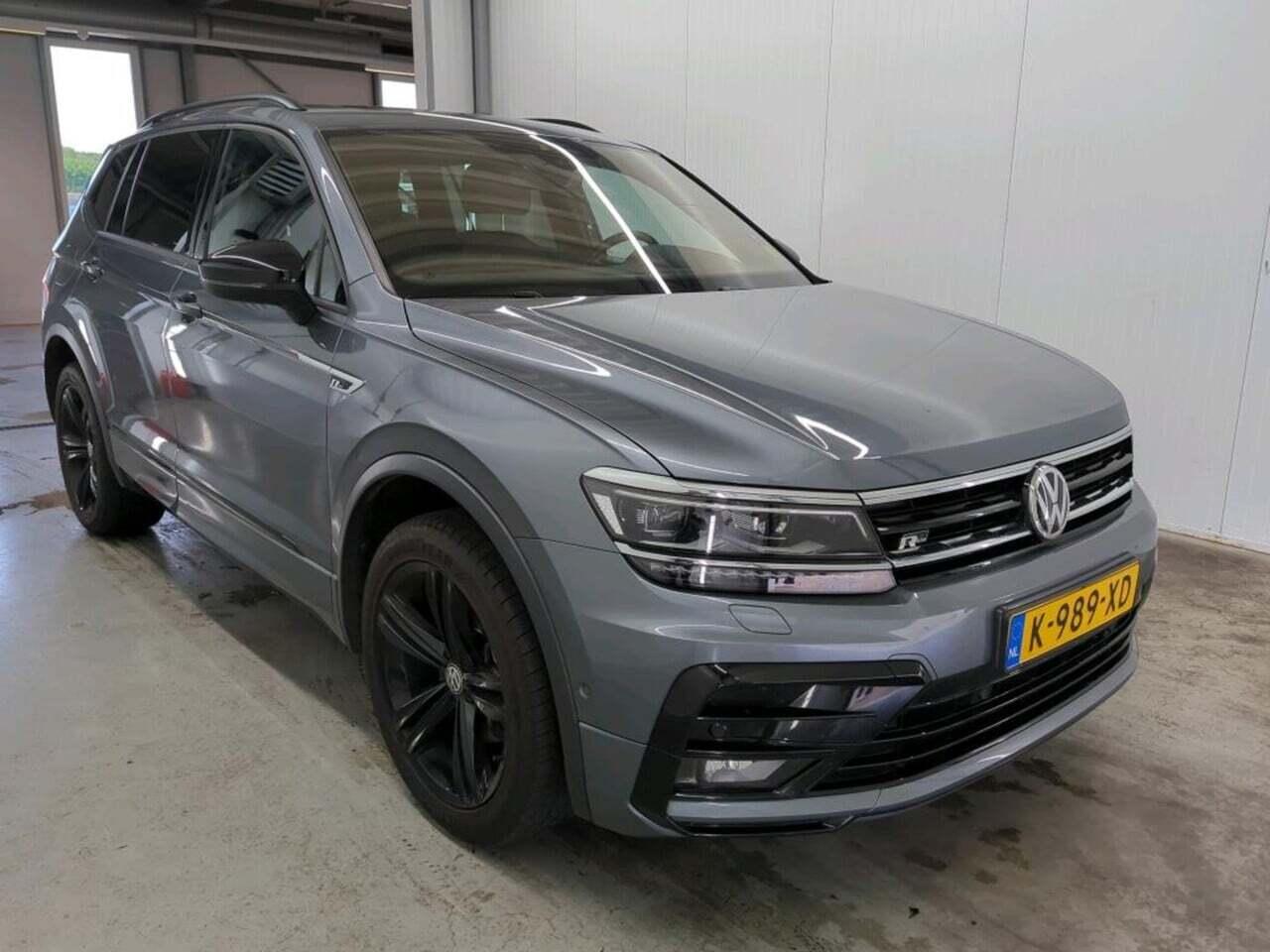 VOLKSWAGEN Tiguan Allspace 1.5 TSI HL Bus. R. photo