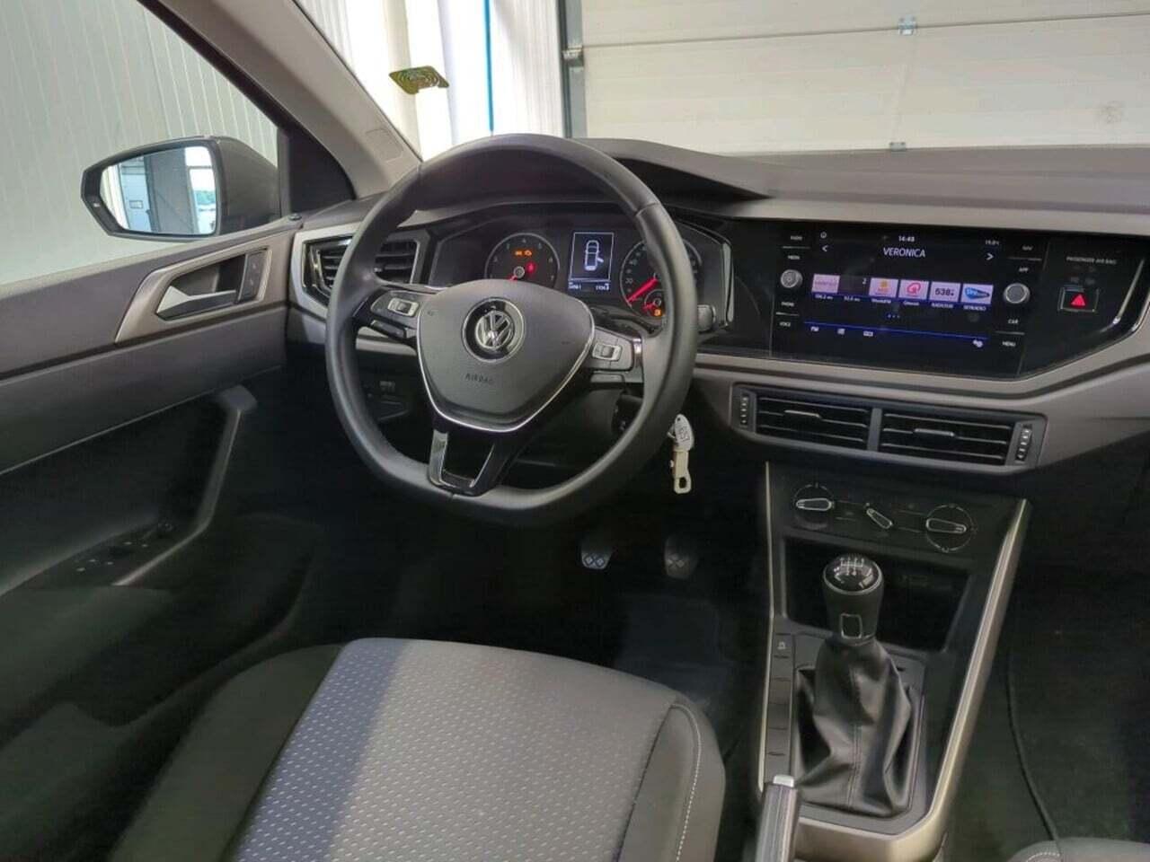 VOLKSWAGEN POLO 1.0 TSI Comfortline photo