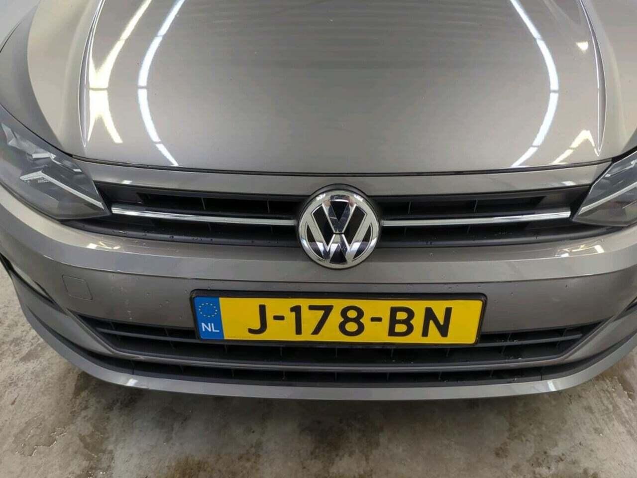 VOLKSWAGEN POLO 1.0 TSI Comfortline photo