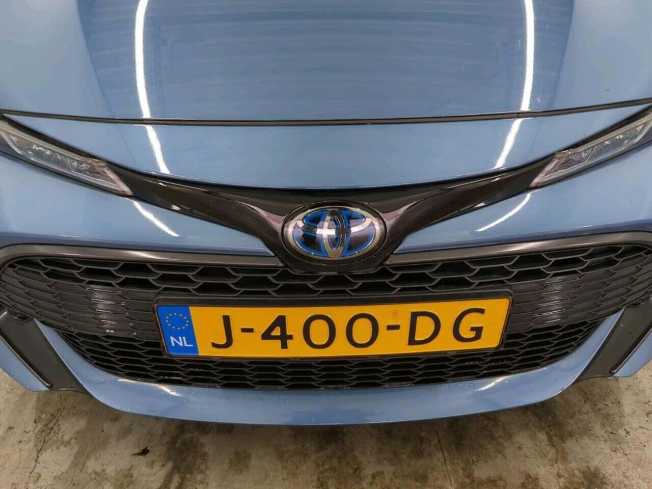TOYOTA Corolla Touring Sports 1.8 Hybrid Business photo